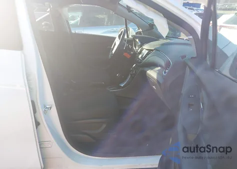 2022 Chevrolet Trax Fwd Ls из США, поврежденный, VIN KL7CJKSM6NB524168